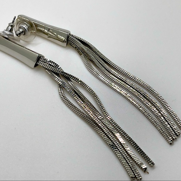 Vince Camuto Silver Chain Earings - BRAND NEW and never worn - Picture 3 of 5